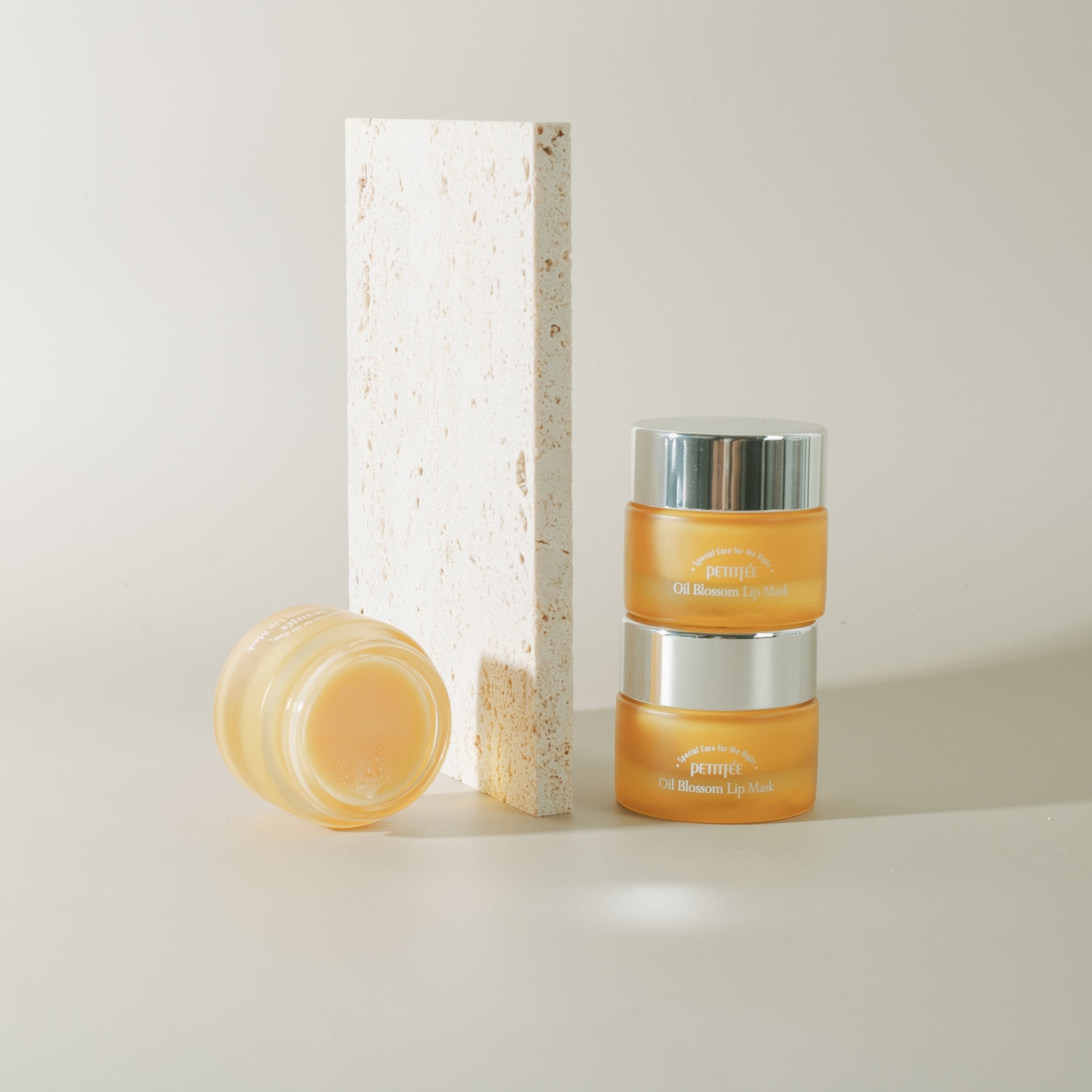 Petitfee Oil Blossom Lip Mask Sea Buckthorn Oil